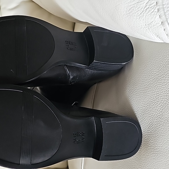 "Jillian" Black Leather Riding Boots - Picture 2 of 5